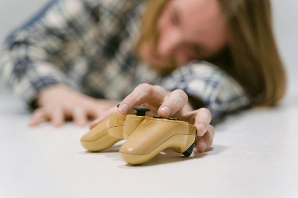 Comment les entreprises de services financiers peuvent-elles utiliser les webinaires pour éduquer leur audience?